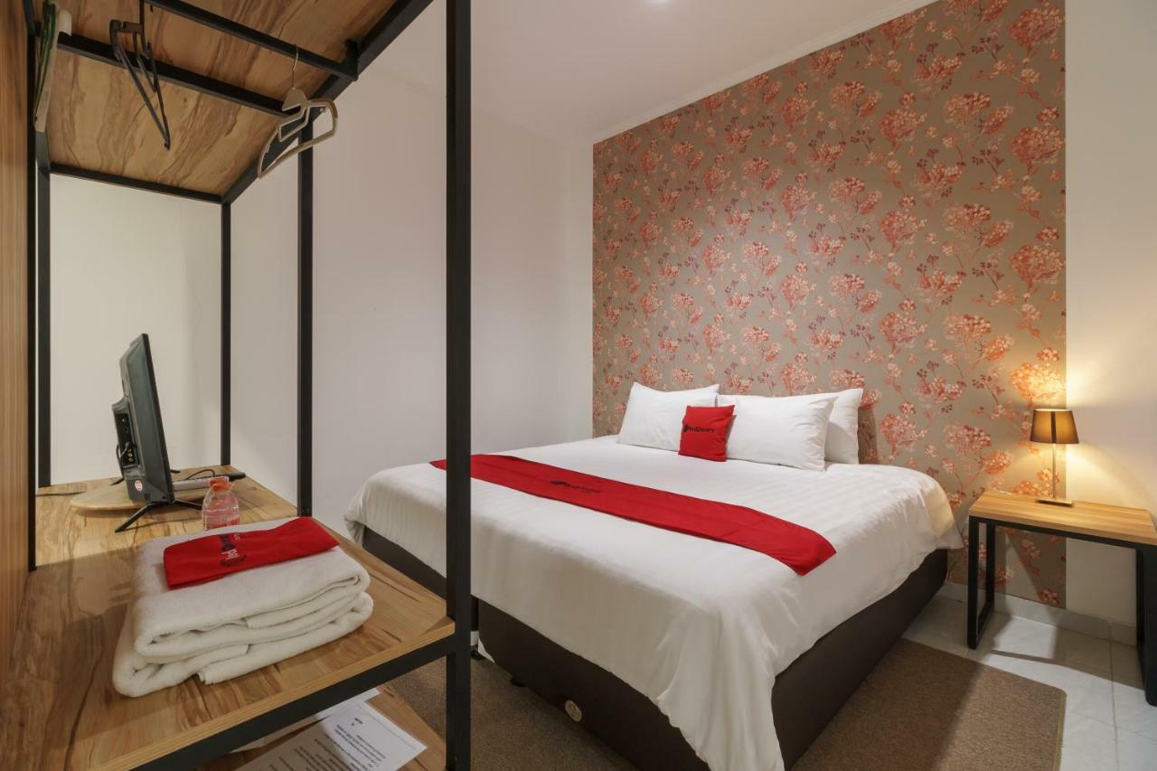 Reddoorz Plus Near Exit Toll Puncak 2 Bogor Exterior photo